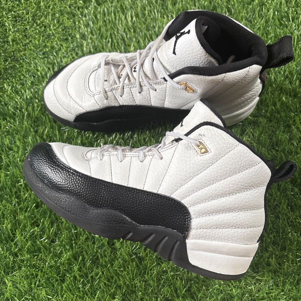 Nike Air Jordan 12 Retro GS White/Black/Taxi Leather Sneakers 151186-117 Size 3Y